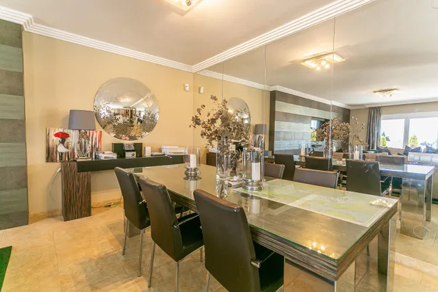 Precioso y lujoso apartamento con vistas al mar en Monte paraíso, en la Milla de Oro. Marbella — 7