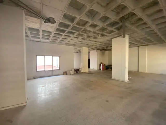 ¡OPORTUNIDAD ÚNICA! LOCALES COMERCIALES DISPONIBLES EN EL EDIFICIO PÉREZ BLÁZQUEZ – ALGECIRAS — 3