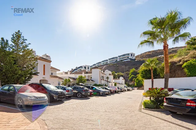 ESPECTACULAR TERRAZA EN ESQUINA Y VISTAS AL MAR EN LA ZENAIDA – RINCÓN DE LA VICTORIA — 44