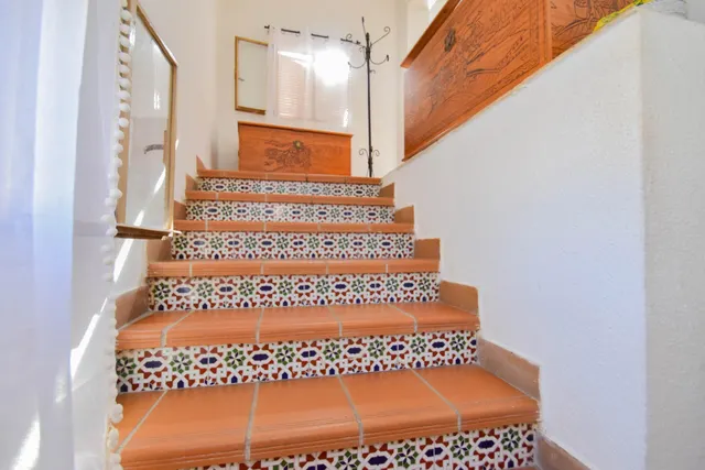 ¿ Quieres un Chalet para reformar a tu gusto y sacarle rentabilidad desde el primer día ?  Este es el tuyo — 33