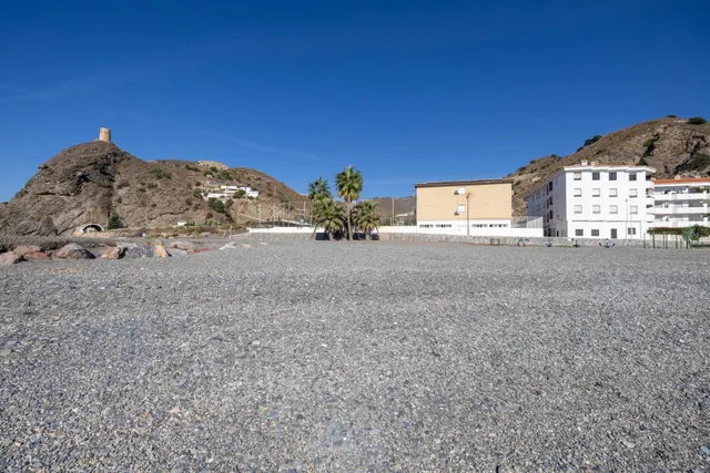 !! IMPRESIONANTE VIVIENDA EN PRIMERA LINEA DE PLAYA !! — 30