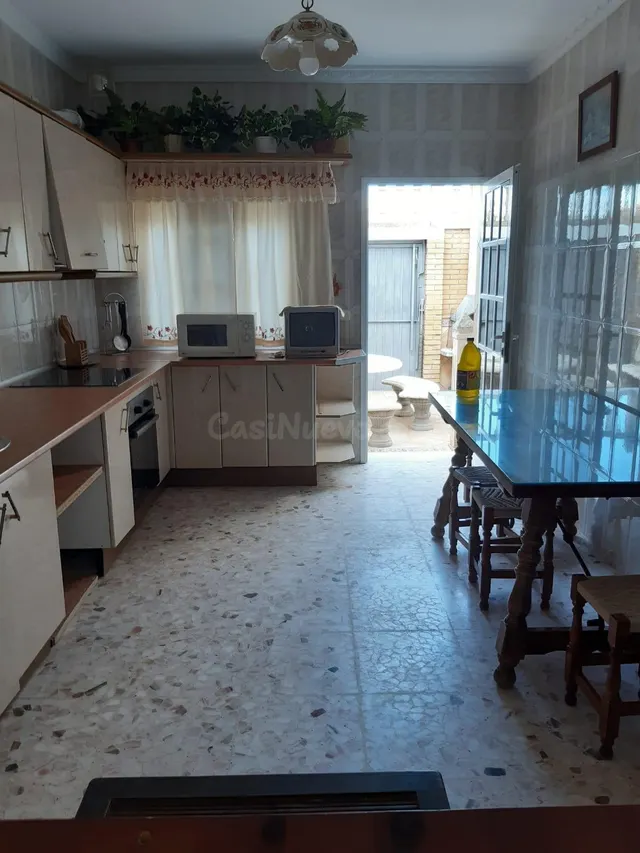 Acogedora casa de una planta en Torrecera, a solo 20 minutos - foto 3