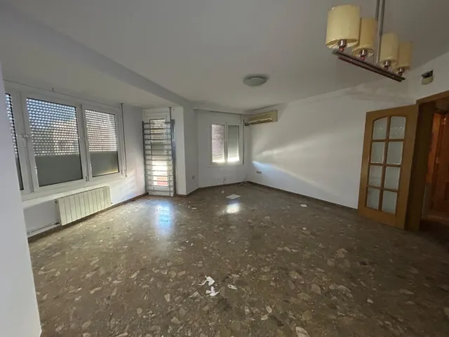 SE VENDE PISO EN TERRASSA, ZONA SANT PERE NORD