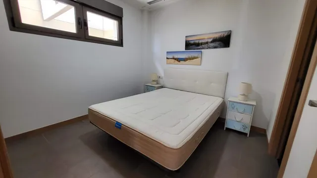 Apartamento 2 Dormitorios y 2 Baños gran terraza con vistas  1ª linea Piscina garajes y trastero — 7