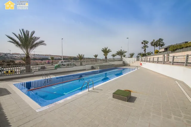 Vivienda en alquiler de larga temporada en Arenales del Sol. — 21