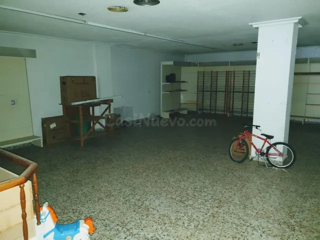 Local comercial en Petrer con gran potencial inversor - foto 5