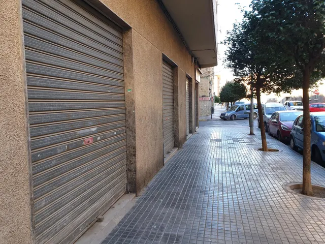 VENTA DE LOCAL — 13