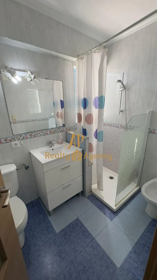 Estupendo piso de 2 habitaciones, amueblado, en Campanar, junto Hipercor. — 18