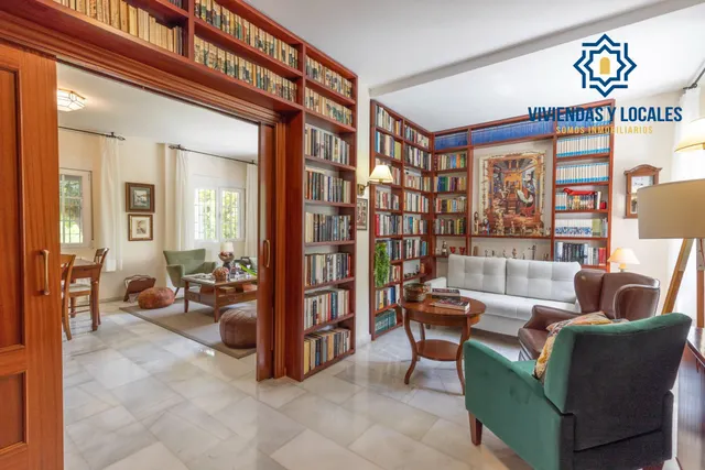 Chalet pareado con piscina, jardín y bonitas vistas a Granada en La Zubia — 10
