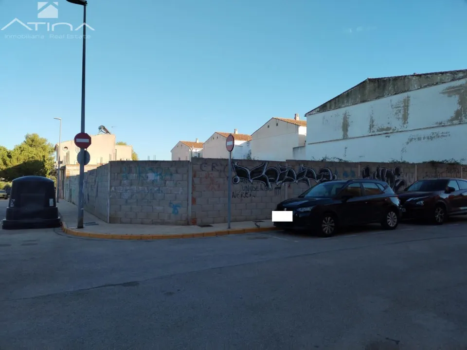 Terreno urbano en Palma de Gandia con una superficie total de 645 m2
