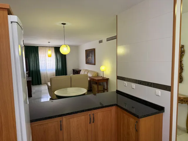 Apartamento con garaje y trastero en Calle Castañetero, 34 — 10
