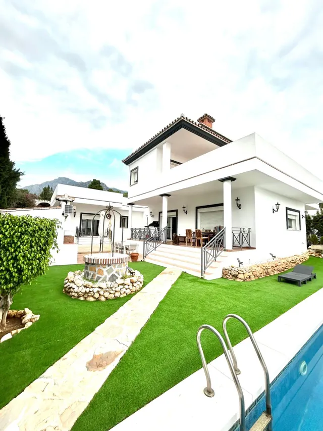 Fantástica villa mediterránea en venta — 2