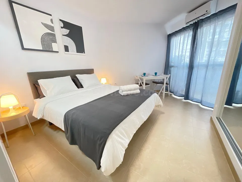 Fantastico estudio con licencia turistica