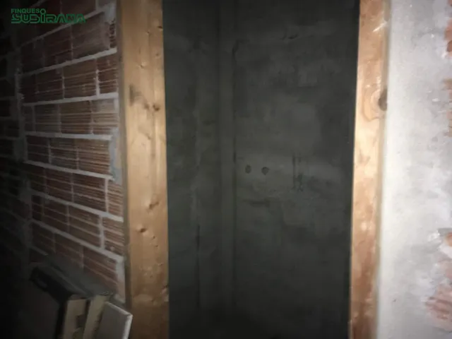 EDIFICI en CONSTRUCCIÓ a la població de LA LLACUNA — 6