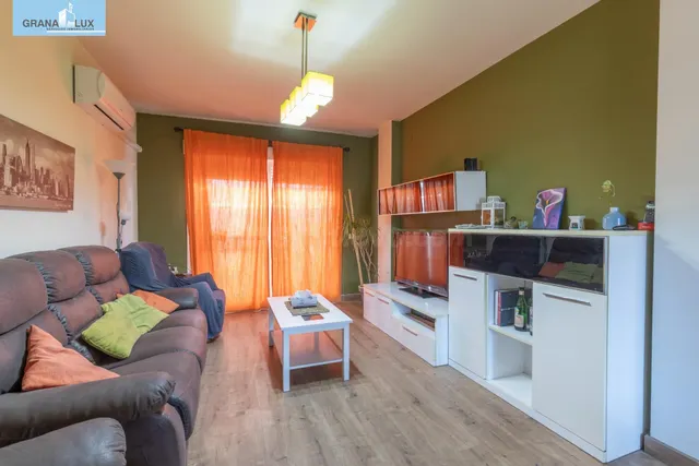 Casa Unifamiliar en Churriana de la Vega — 5