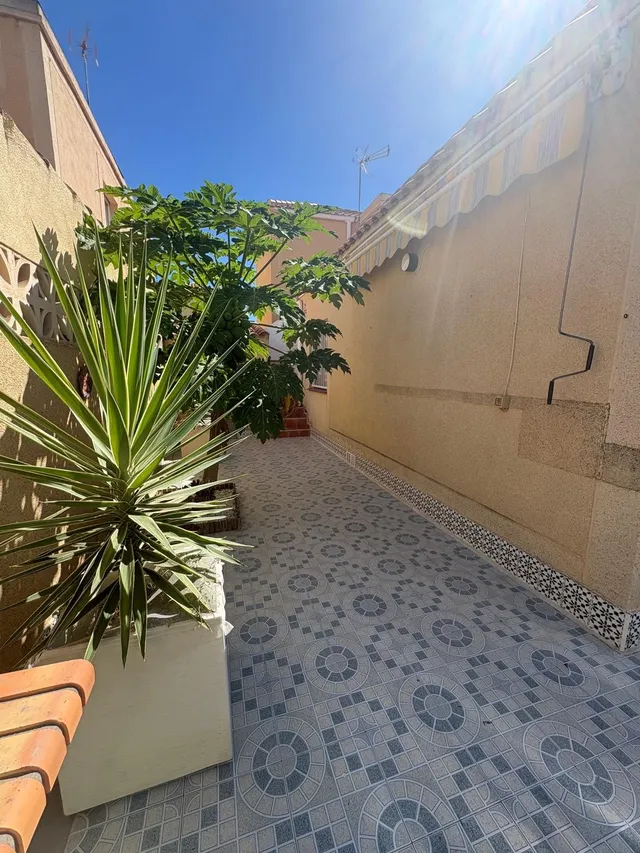ESTUPENDA CASA REFORMADA CON LICENCIA TURÍSTICA EN JARDÍN DEL MAR III, TORREVIEJA ☀️ — 42