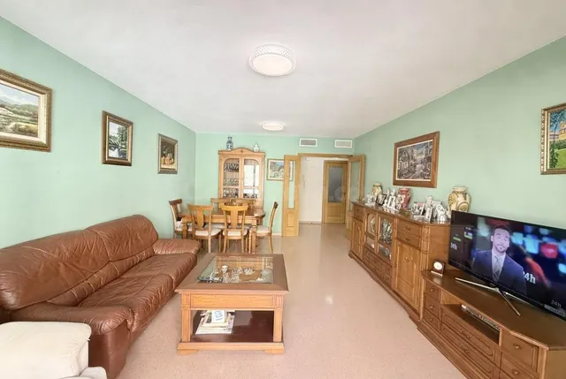 Piso en venta zona de Marq - Castillo, Alicante - foto 3