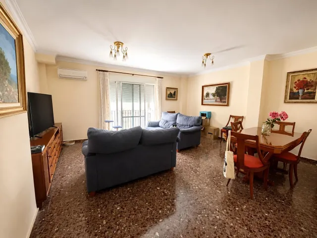 Espléndido y Luminoso Piso en Carcaixent - ¡Listo para Entra - foto 5