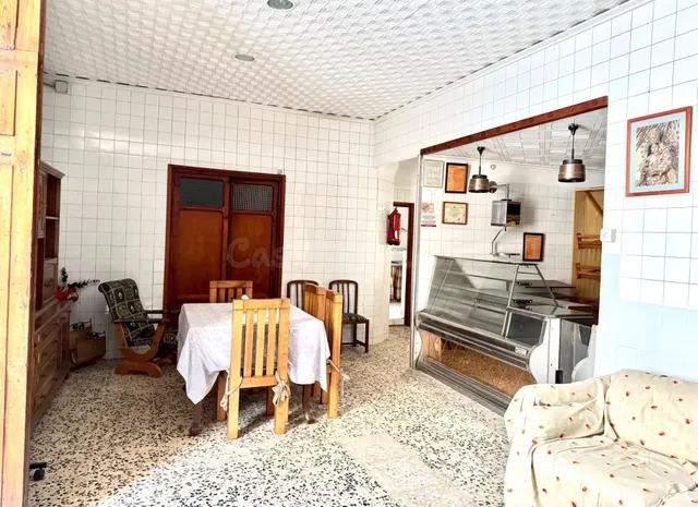 ESPECTACULAR CASA CON 2 PISOS Y LOCAL COMERCIAL EN LA FONT D - foto 5