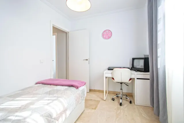 Chalet Independiente y privado en Bormujos — 29