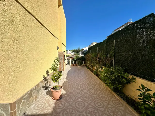 CASA EN OASIS - EL VENDRELL — 16