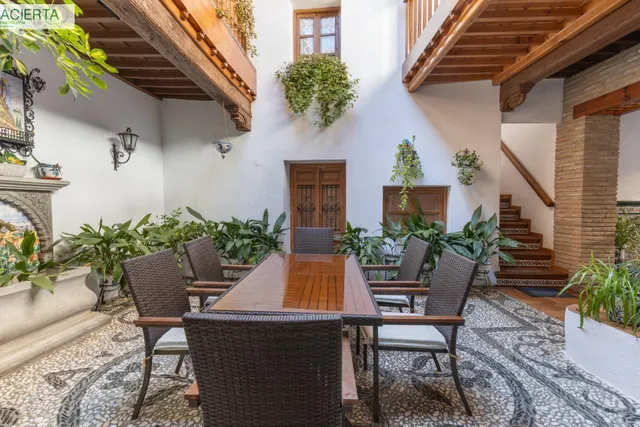 Auténtica casa con corrala tradicional y azotea en el corazón del Albaicín con gran potencial también para inversores — 7
