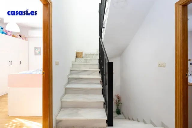 Maravillosa casa  a pocos minutos  andando  al  centro de La Zubia — 33