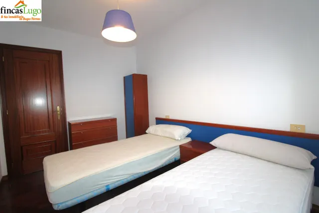 PISO DE 4 DORMITORIOS CERCA DEL CENTRO — 26