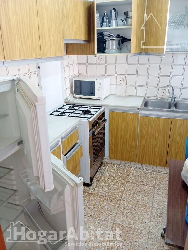 ¡Vistas a las montañas! Casa luminosa con garaje y dos grandes terrazas, cerca del ayuntamiento — 9