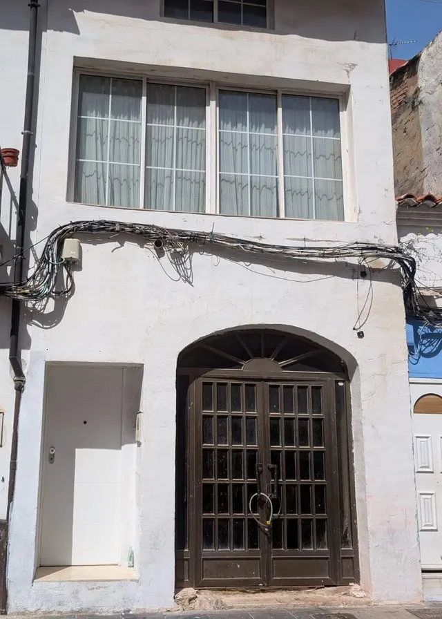 Oportunidad de Inversión en Valencia - Casa en El Cabanyal-E