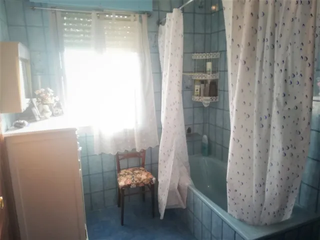 GRAN CASA EN BRENES — 13
