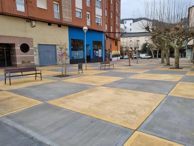 LOCAL ADAPTADO A AULAS ENSEÑANZA — 22