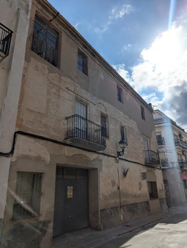 En venda gran casa històrica a Xerta - foto 2