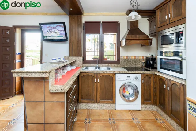 VIVIENDA PAREADA EN MONTELUZ — 27