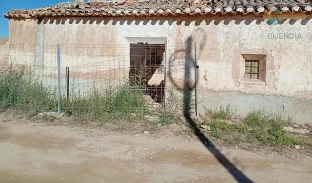 CASA DE CAMPO INDEPENDIENTE A REFORMAR EN CUEVAS DEL REYLLO, - foto 2