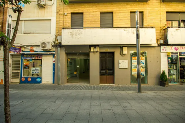 LOCAL COMERCIAL CALLE MENACHO BADAJOZ — 13