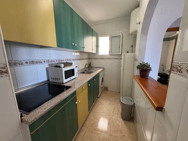Apartamento con vistas despejadas y piscina — 14