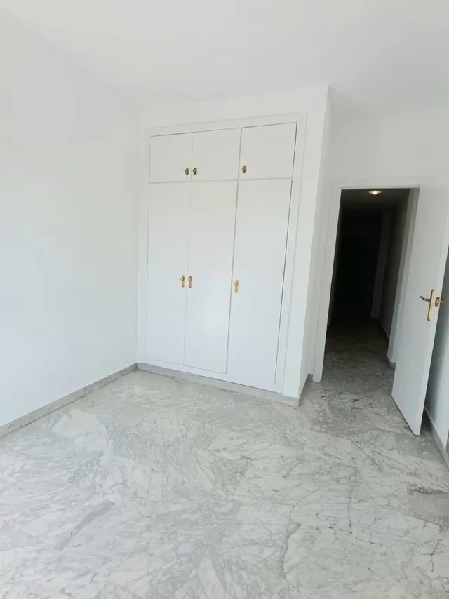 ¡Oportunidad! Amplio Piso de 2 Dormitorios en Zona Céntrica — 6
