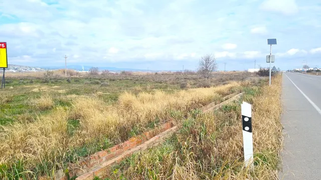 Terreno en venta en Zuera. — 5