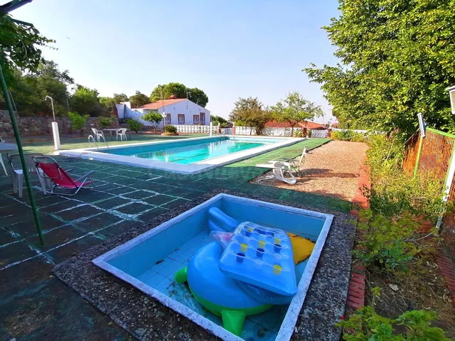 Amplio Chalet en Cáceres con Piscina en la Zona de la Montañ - foto 3