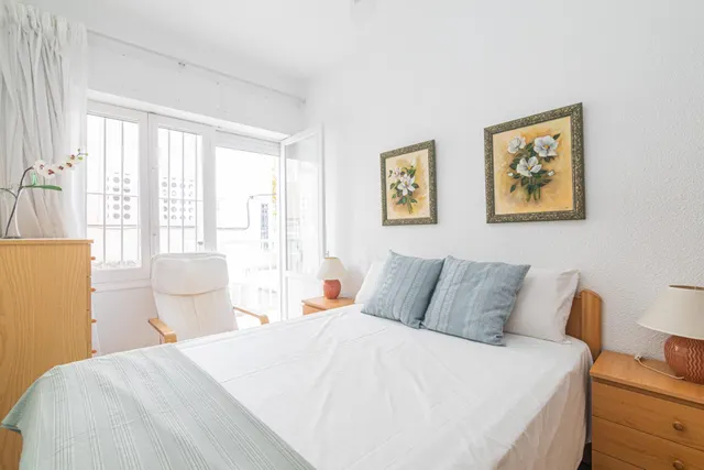 ¿y si pudieras tener vistas al mar desde la terraza de tu apartamento? ¿y si bajar a la playa es simplemente dicho y hecho? — 32