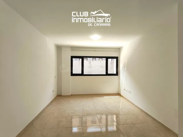 PISO DE 83 M2 CON 3 habitaciones, ASCENSOR Y GARAJE EN TEJIN - foto 2