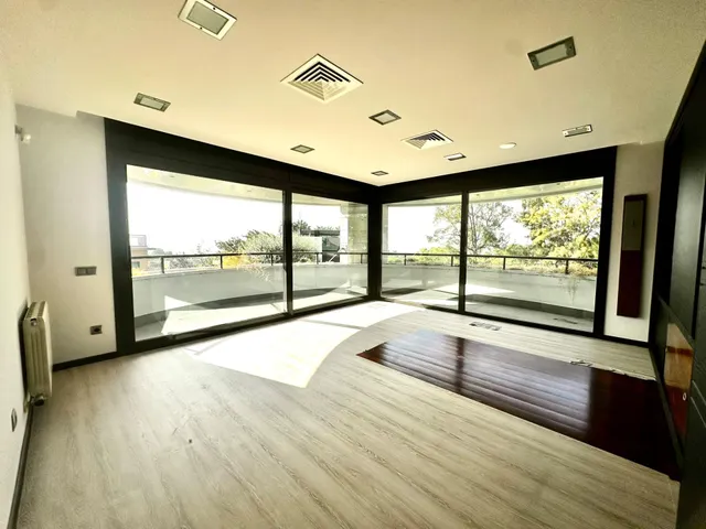 Exclusiva villa de lujo en Ciutat Diagonal, Esplugues de Llobregat, con vistas panorámicas a Barcelona y al mar — 9