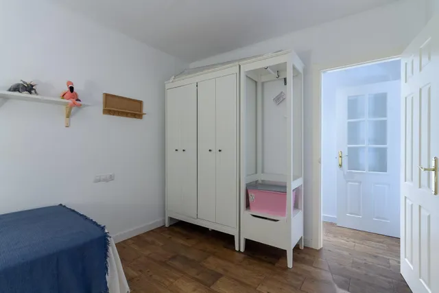 Casa en venta en Marchena, calle Cid – 2 dormitorios, 126 m2 y lista para entrar a vivir a 5 minutos del centro  2. Descripción corta — 10