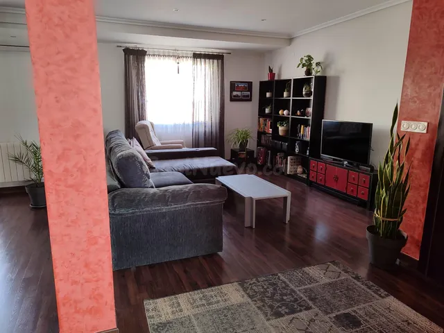 VIVIENDA COMPLETAMENTE REFORMADA. PRIMERAS CALIDADES Y TOTAL - foto 5