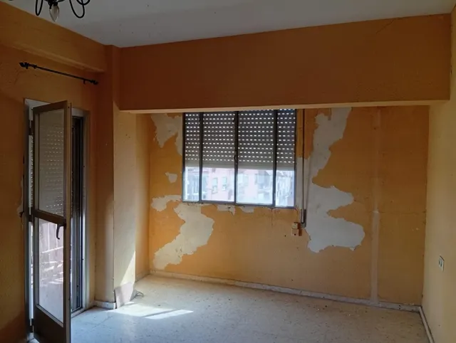 Amplia vivienda en el barrio de Los Ángeles de Almería — 12