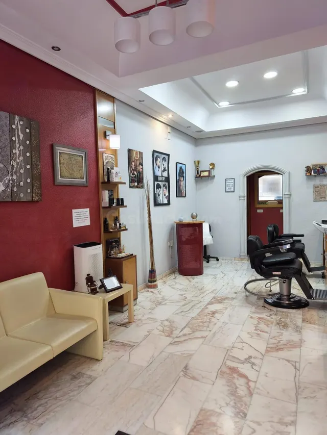 Traspaso de peluqueria de caballeros. Más de 600 clientes en - foto 5