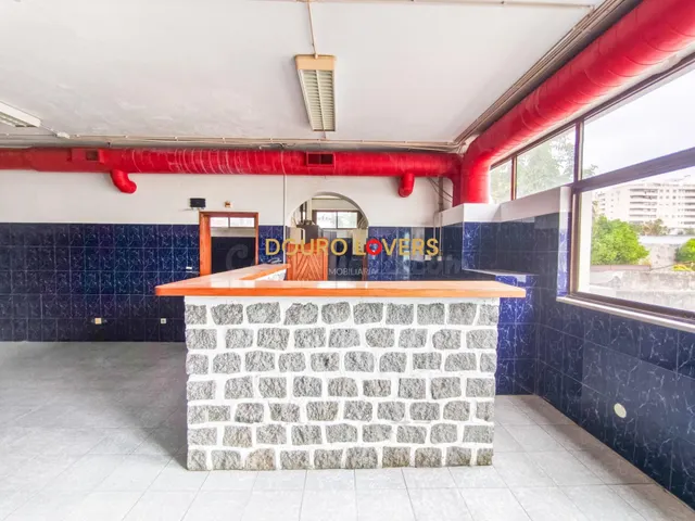 Local comercial 695m² en venta - Cedofeita - Santo Ildefonso - foto 5