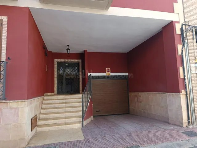 OPORTUNIDAD, SE VENDE ESTUPENDO PISO EN EL CENTRO - foto 2