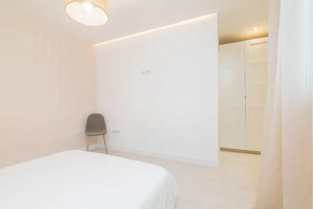 VIVIENDA RECIÉN REFORMADA EN VENTA CALLE CORREDORA · ELCHE — 8
